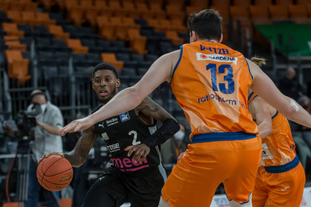 针尖对麦芒 针尖对麦芒