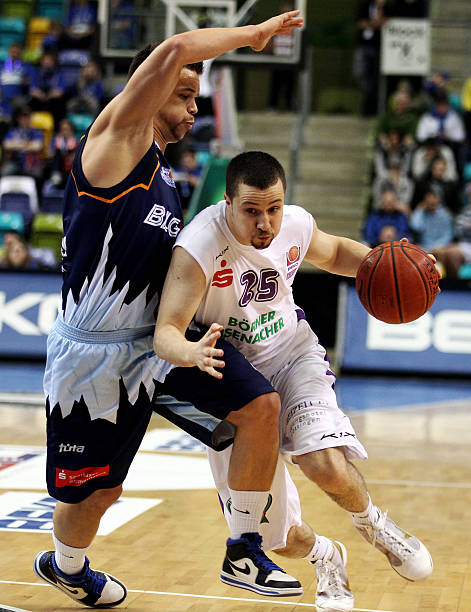 对强敌的多 对强敌的多