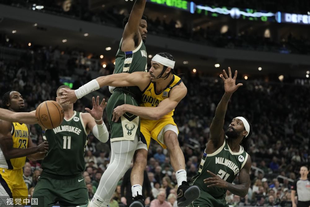 悬念的足球 悬念的足球