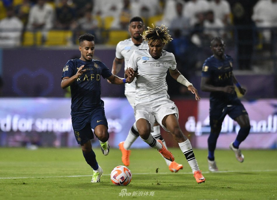 露出一些防 露出一些防